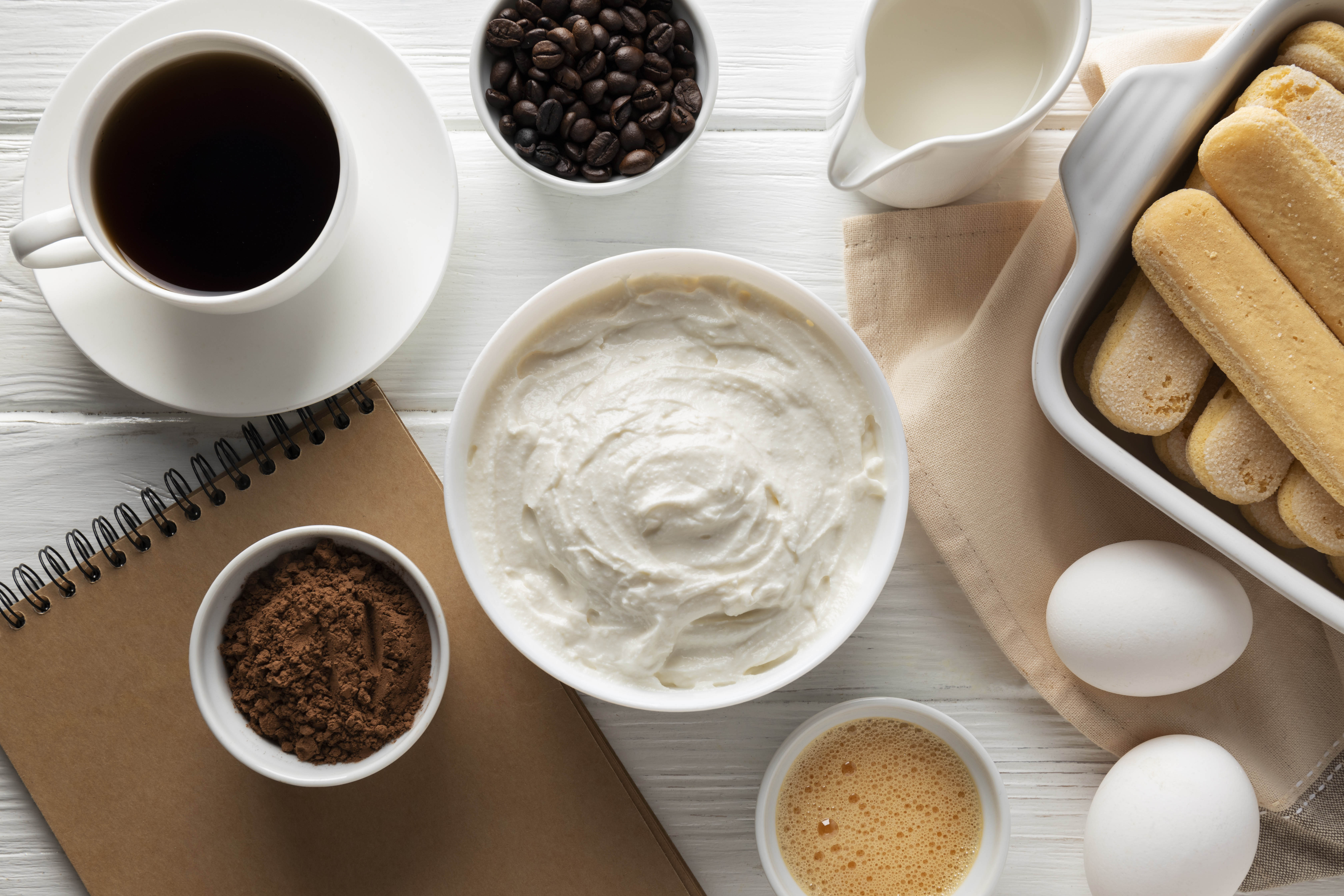 Mit einfachen Zutaten, abgesehen vom Mascarpone, ist Tiramisu ein Dessert, das für alle machbar und erschwinglich ist